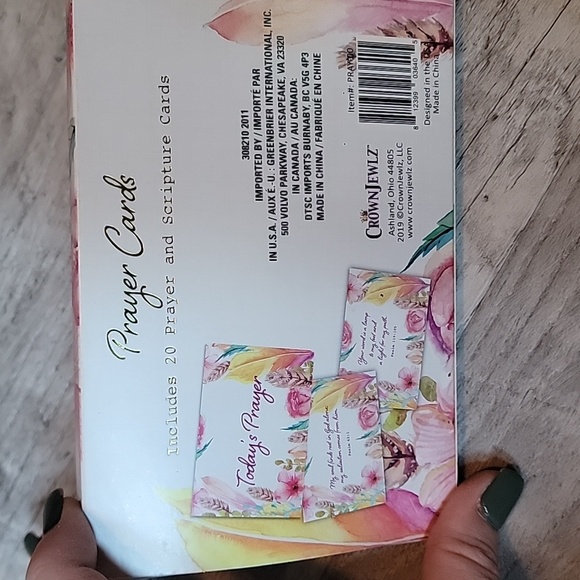 Notepad and prayer cards - Picture 2 of 3